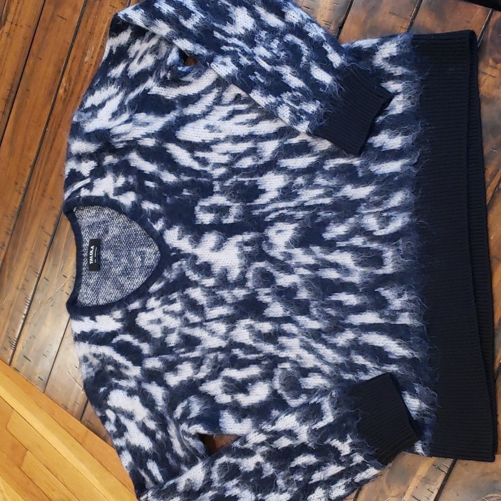 Talula deep v sweater Animal Print